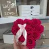 Stredný srdiečkový box Éternelle rose s vôňou záhradných ruží - trvacne-ruze, donáška kvetov Bratislava